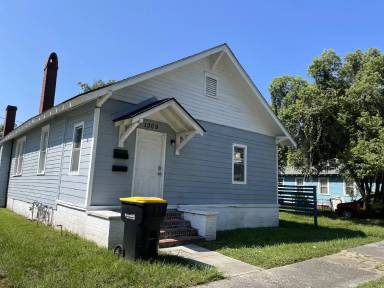 Main picture of 1013 E 33rd St