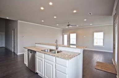 Main picture of 3811 SW Peachwood Dr