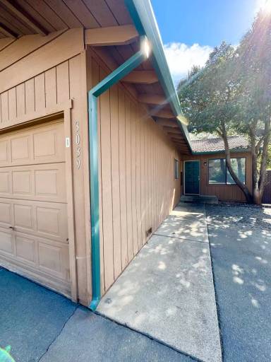 Main picture of 3023 Catalpa Ct