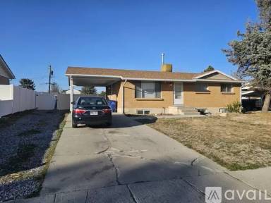 Main picture of 1622 W Rundquist Dr