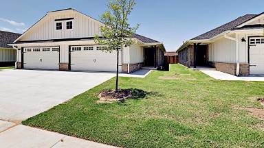 Main picture of 5001 Avion Ct