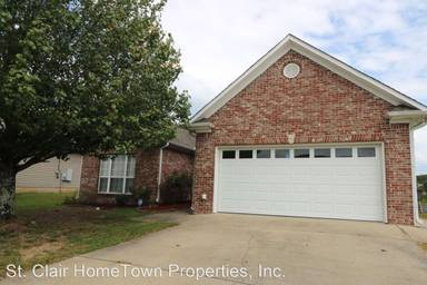 Main picture of 165 Oak Leaf Cir