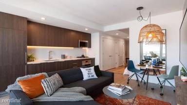 Main picture of 1208 N Wells St