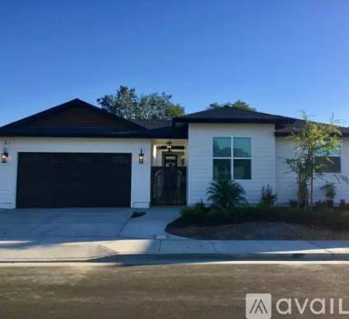 Main picture of 352 Graciella Dr