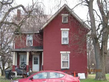 Main picture of 1600 West Ave