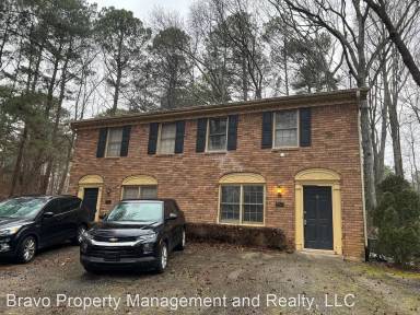 Main picture of 213 Scarlet Way