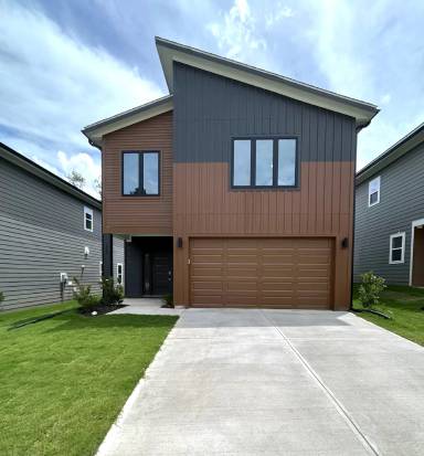 Main picture of 212 Summer Breeze Dr