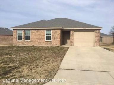 Main picture of 602 Hampton Dr