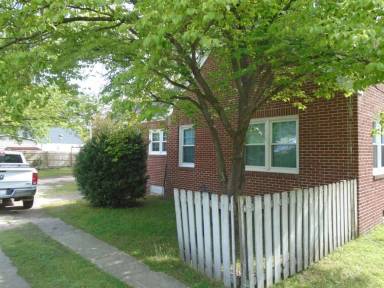 Main picture of 308 Harris Ave
