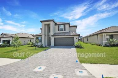 Main picture of 15238 Serene Shores Loop