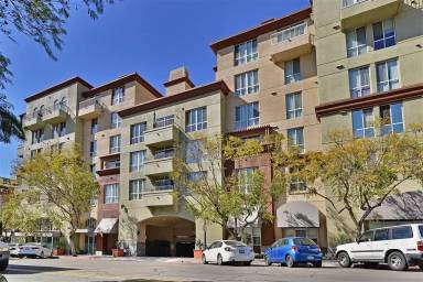 Main picture of Piazza Palermo