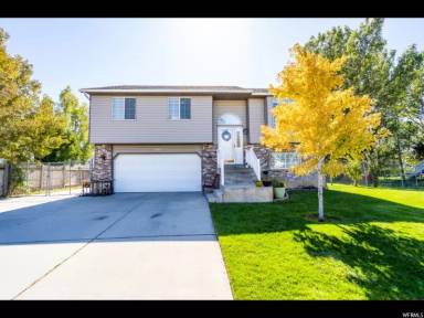 Main picture of 1243 W 1870 N