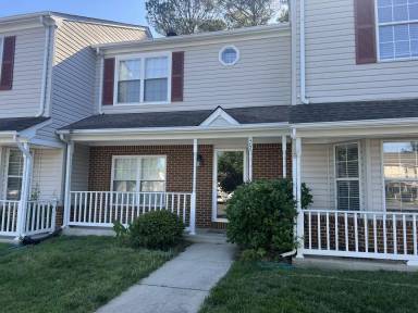 Main picture of 406 Crescent Ct