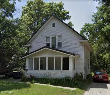 Main picture of 905 N Governor St