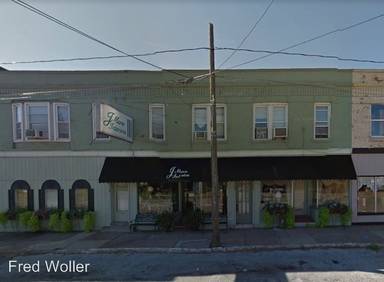 Main picture of 706 1/2 18th Ave