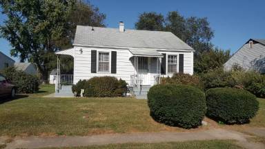 Main picture of 61 Dixon Ave