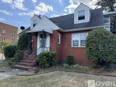 Main picture of 653 Amboy Ave