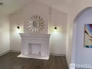 Main picture of 941 East Dr