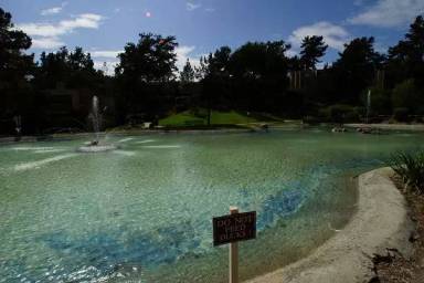 Main picture of Lake Park Condominium