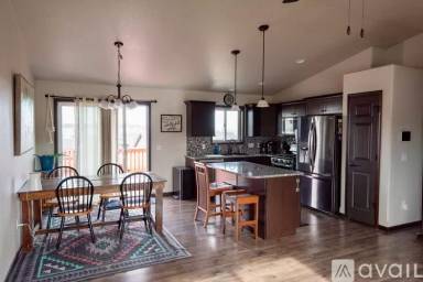 Main picture of 1240 Kodiak Dr