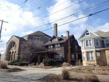 Main picture of 926 Liberty St