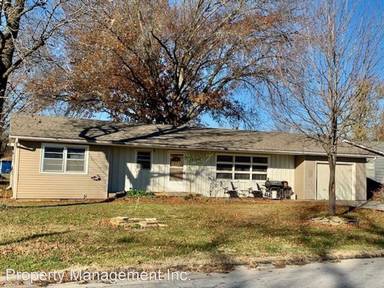 Main picture of 202 N Parkview St