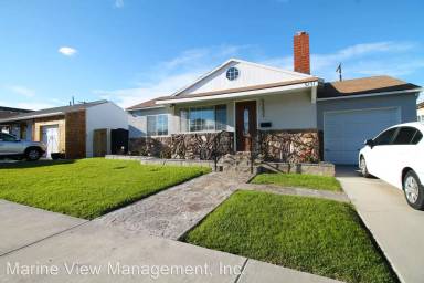 Main picture of 5235 W 124th St