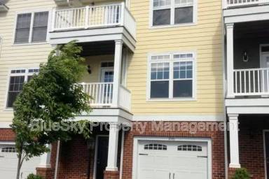 Main picture of 2140 Saranac Ct