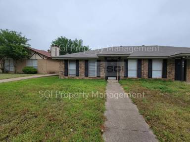 Main picture of 605 Starlinda Ct