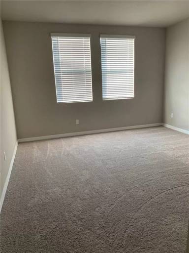 Main picture of 276 Towns Cir