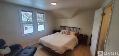 Main picture of 623 N 60th St
