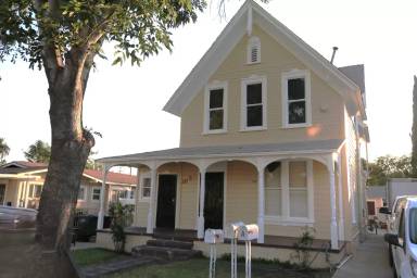 Main picture of 137 N Monterey Ave