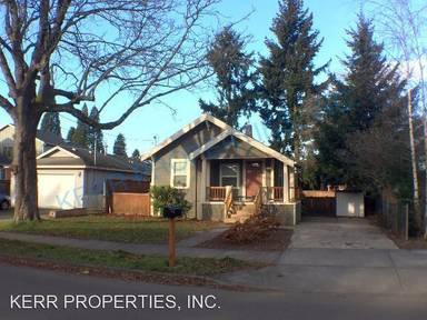 Main picture of 5025 SE Knapp St