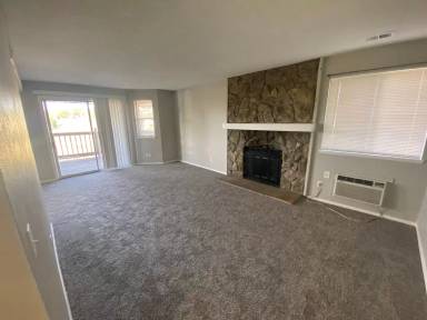 Main picture of 17600 E Loyola Dr