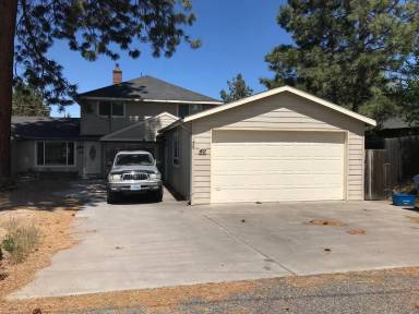 Main picture of 40 SE Taft Ave