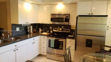 Main picture of 2302 Lucaya Ln