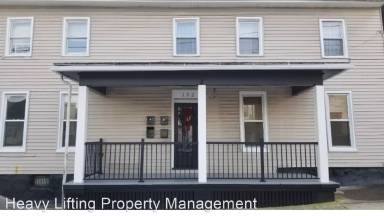 Main picture of 132 E Main St