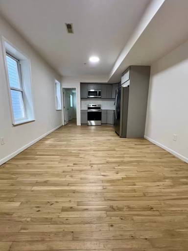 Main picture of 2131 W Master St