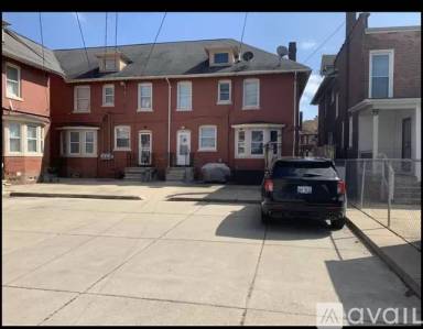 Main picture of 8015 Brush St