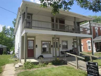 Main picture of 124 E Water St