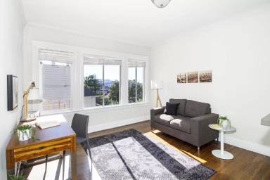 Main picture of 3715 CALIFORNIA Apartments