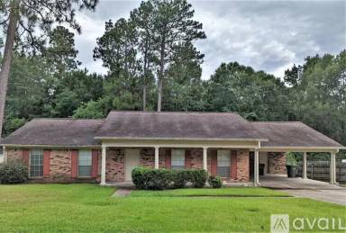 Main picture of 55 Sharmont Dr