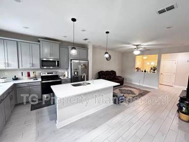 Main picture of 11939 Calvesta St
