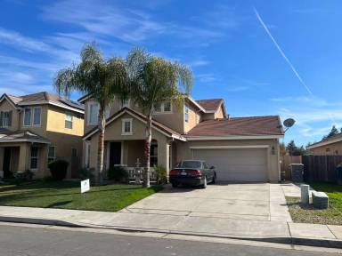 Main picture of 2055 Lime Ave