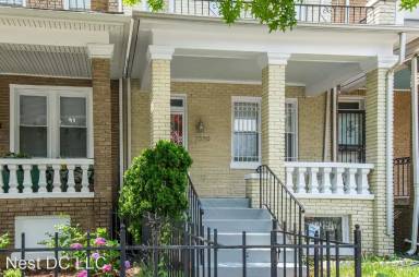 Main picture of 2320 N Capitol St NW