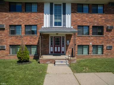 Main picture of 23214 Deanhurst St