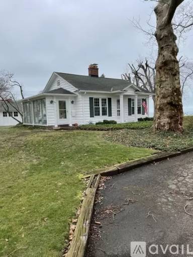 Main picture of 1321 Pine Dr