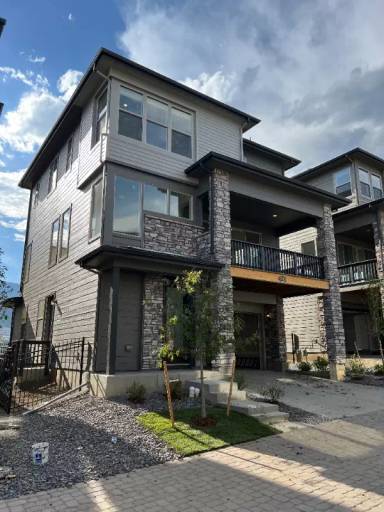 Main picture of 15783 W Girard Ave