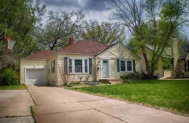 Main picture of 320 S Glendale St