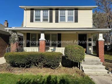 Main picture of 781 Camden St